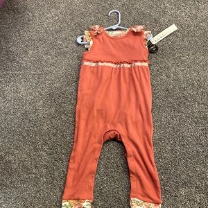 NWT. 24m Nicole Miller 3 piece set (Missing headband)